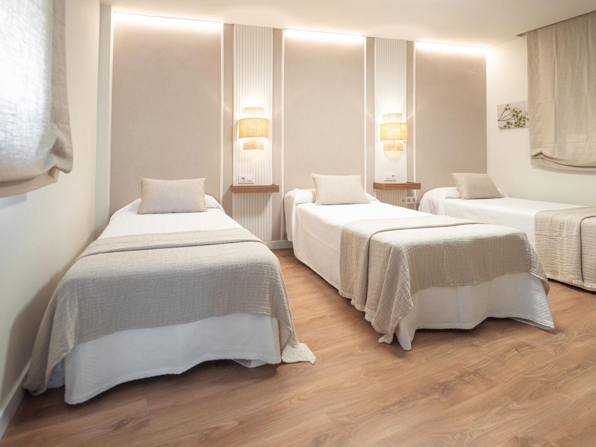Tetuan Apartments, By Homing U Sevilla